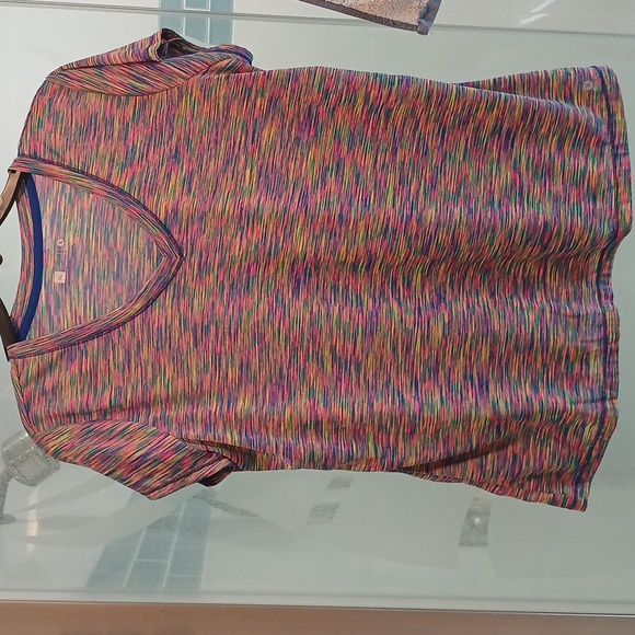 Women's top - Picture 1 of 2